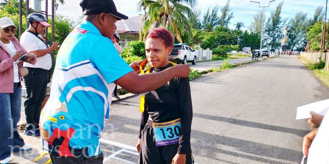 Lepas Lomba Lari 10K HUT Kaimana, Wabup Isak Harap Cabor Lari Terus Dihidupkan