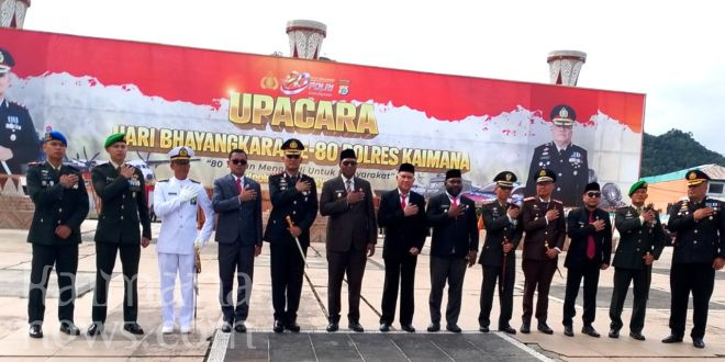 Kapolres Kaimana Satria Dwi Dharma Pimpin Upacara Hari Bhayangkara ke-80