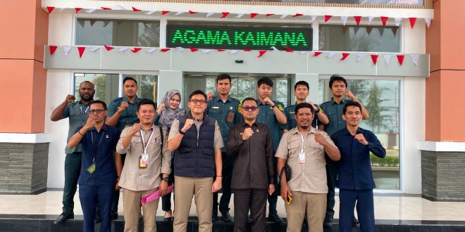 Sambangi Kantor Pengadilan Agama Kaimana, BPN Tap Tour Perkenalkan Aplikasi Sentuh Tanahku