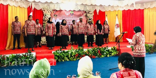Lantik Pengurus Periode 2025-2030, Ketua Dekranasda Kaimana Ajak Anggotanya Majukan Kerajinan Daerah
